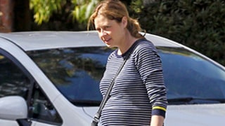 Jenna Fischer Debuts Baby Bump After Pregnancy Announcement: Picture