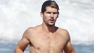 Ryan Kwanten Goes Shirtless in Malibu Beach: Picture