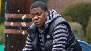 Tracy Morgan Steps Out For First Time Since Massive Car Accident With Help of Walker: Photo
