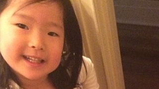 Katherine Heigl's Daughters Naleigh, Adalaide Wear Her High Heels: Photo