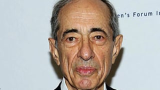 Alec Baldwin, Debra Messing Lead Celebrity Tributes for Former New York Governor Mario Cuomo