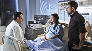 Hart of Dixie Season Finale: Two Weddings, One Baby, and One Big Sing-Along!