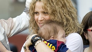 Shakira Cheers on Boyfriend Gerard Pique With Sons Milan, Sasha: Adorable Pictures!