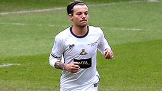 Louis Tomlinson Wore Soccer Shorts Without Underwear and His Fans Are Freaking Out Over His Bulge -- Watch the Funny Vine Here