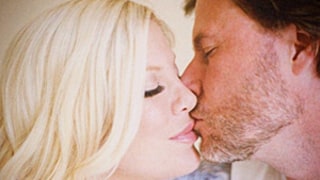 Tori Spelling, Dean McDermott Celebrate Ninth Wedding Anniversary With PDA Pic — See Their Sweet Snap