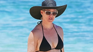 Jennie Garth Sports Massive New Rose Tattoo on Hip in Tiny Black Bikini: See the Photos