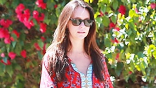 Jennifer Love Hewitt Photographed for First Time Since Giving Birth — See the Pic