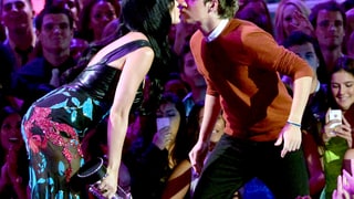 Locking Lips!