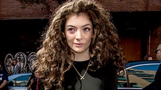 Lorde Shares Photo of