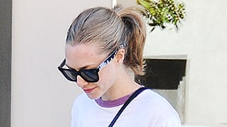 Amanda Seyfried Steps Out After Justin Long Split: Photo