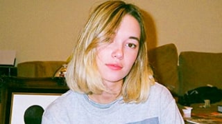 Jaden Smith's Girlfriend Sarah Snyder Wore a T-Shirt With Her Mugshot on It to Court: Photo