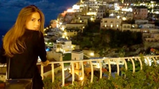 Allison Williams Shares Photo From