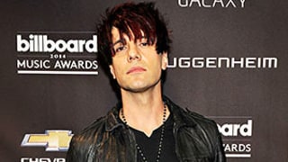 Criss Angel Cancels Vegas Shows, Flies to Australia to Be With Sick Son, 2
