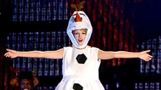 Taylor Swift, Idina Menzel Dress as Frozen Characters, Sing