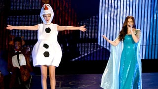 Taylor Swift and Idina Menzel