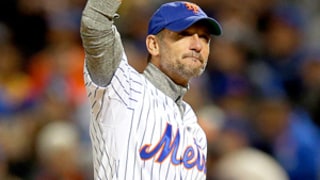 Tim McGraw Honors Late Dad, Mets Pitcher Tug McGraw, at World Series Game
