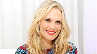 Molly Sims' Favorite Almond Treats: Go Nuts With Her Holiday Recipes!