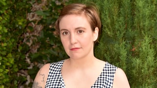 Lena Dunham Supports Kesha in Powerful Essay, Mariska Hargitay Sends Singer 'Strength'