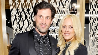 Maksim Chmerkovskiy Kisses Pregnant Peta Murgatroyd's Bare Baby Bump in Sweet New Photo