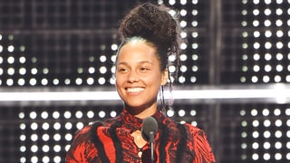 Alicia Keys Sings Original Poem About Equality at the 2016 MTV VMAs in Honor of Martin Luther King Jr.