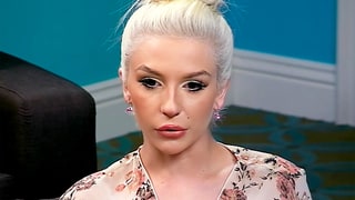 Courtney Stodden Cries When Her Mom Defends Falling for Doug Hutchison in 'Mother/Daughter Experiment' Finale Preview