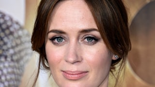 Recreate Emily Blunt's Simple but Gorgeous Red Carpet Hair, Makeup
