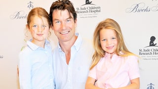 Jerry O'Connell Jokes About Gorilla Pit During Zoo Visit With His Kids: 'Shoot Them, Not the Gorilla'