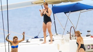 Amy Schumer Had the Best Vacation With Kate Hudson and Goldie Hawn: Photos