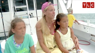 Kate Gosselin's Son Aaden Gets Seasick Despite Her Advice on Kate Plus 8: Watch