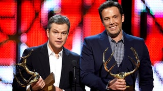 Matt Damon and Ben Affleck Jokingly Diss George Clooney and Brad Pitt at the Guys’ Choice Awards 2016