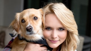 Miranda Lambert Launches Country-Meets-Rock-’n’-Roll Pet Products Line MuttNation