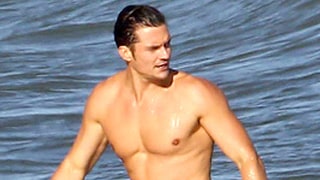Orlando Bloom Is Shirtless, But Sadly Not Naked, on the Beach, But We Still Love Him