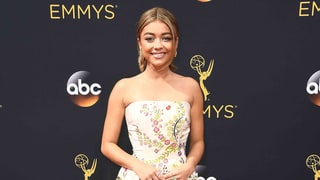 Sarah Hyland Is All of Us Eating Pizza on the Emmys Red Carpet