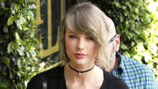 Taylor Swift Channels the '90s With a $2,185 Choker: All the Details