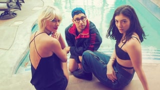 Taylor Swift Hangs Out Poolside With Lorde and Jack Antonoff at Coachella: Photo