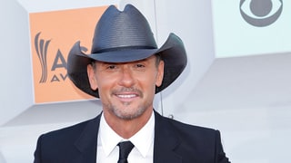 Tim McGraw Crashes a Wedding With a Surprise Performance