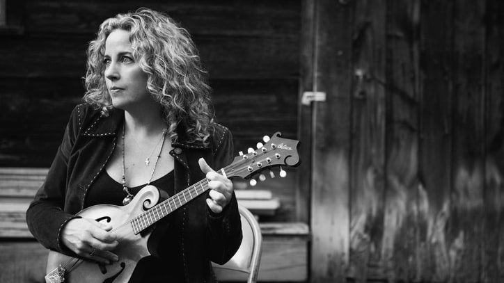 Hear Amy Helm's Cathartic, Harmony Rich 'This Too Shall Light'