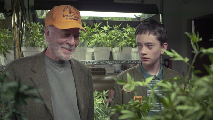 'Boundaries' Review: Road-Trip Dramedy Gets Boost From Grumpy Old Plummer