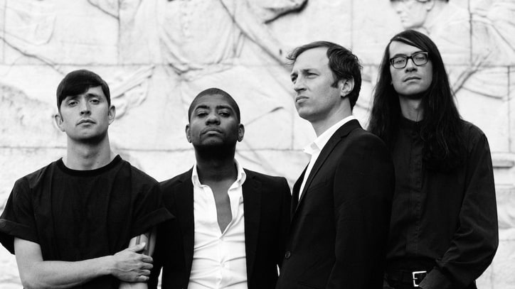 Review: Post-Punkers Algiers Find New Way to Mangle the Blues