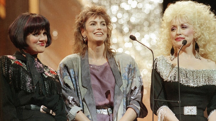 Flashback: Dolly Parton, Emmylou Harris, Linda Ronstadt Charm on 'Tonight Show'