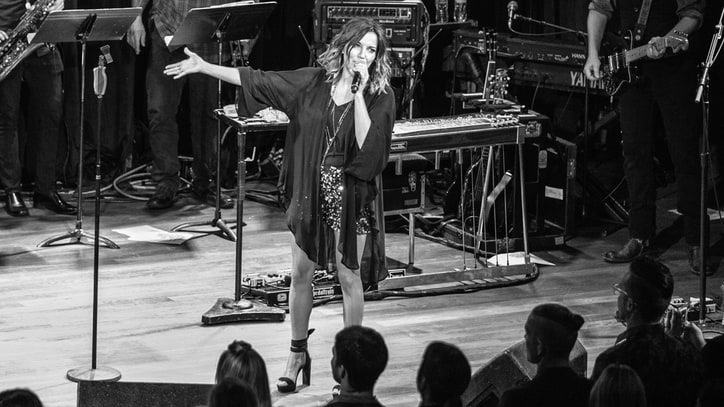 Watch Martina McBride, Cassadee Pope Perform at RS Country Party