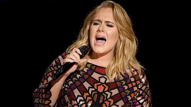 Watch Adele's Steely, Emotional 'Hello' at 2017 Grammys
