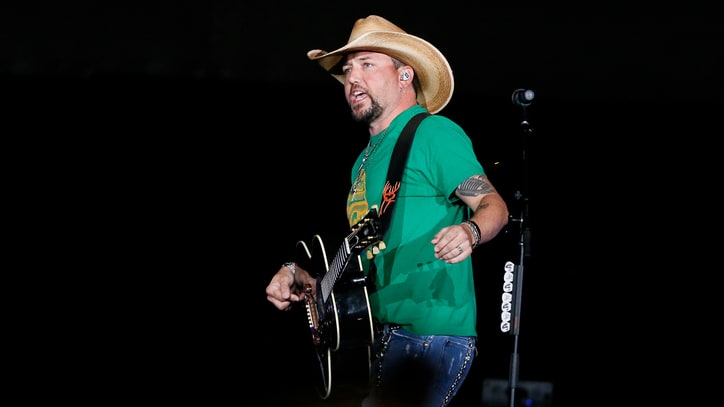Jason Aldean Strikes Defiant Tone at First Show Since Las Vegas