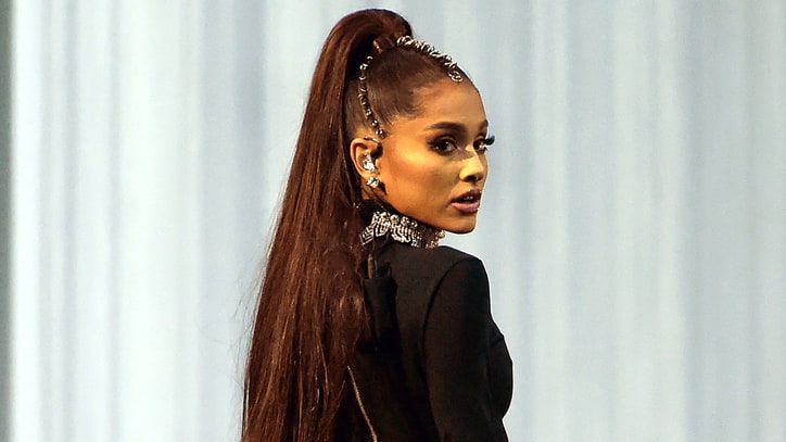 Ariana Grande Suspends Tour After Manchester Attack