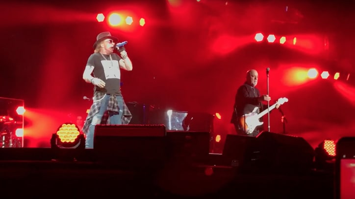 See Axl Rose Sing 'Highway to Hell' With Billy Joel in Minneapolis