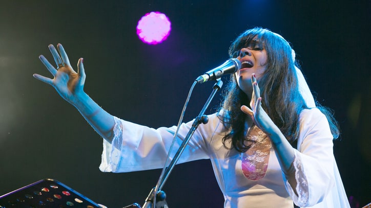 Watch Bat for Lashes' Anthemic Cover of Fleetwood Mac's 'Gypsy'