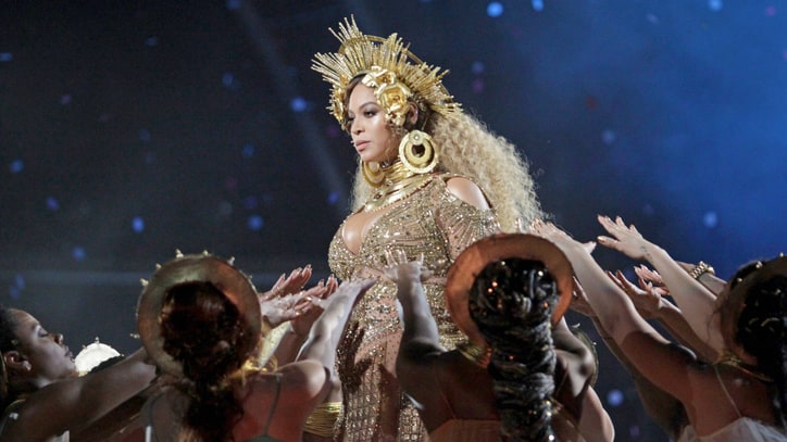 Beyonce Introduces Twins Sir and Rumi in First Official Photo
