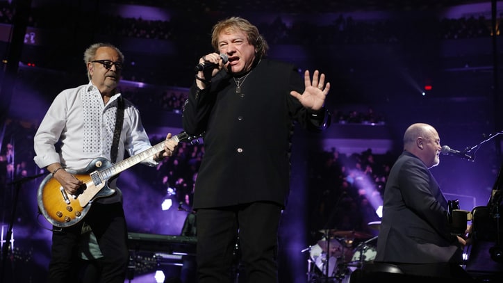Watch Billy Joel Perform Foreigner's 'Urgent' With Mick Jones, Lou Gramm