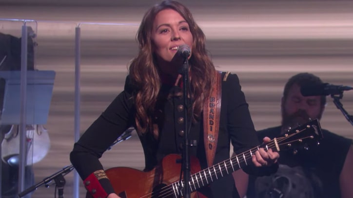 See Brandi Carlile's Powerful 'Joke' on 'Ellen'
