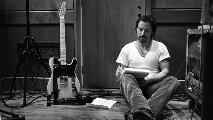 Bruce Springsteen: See Intimate Eighties and Nineties Portraits From New Gallery Show